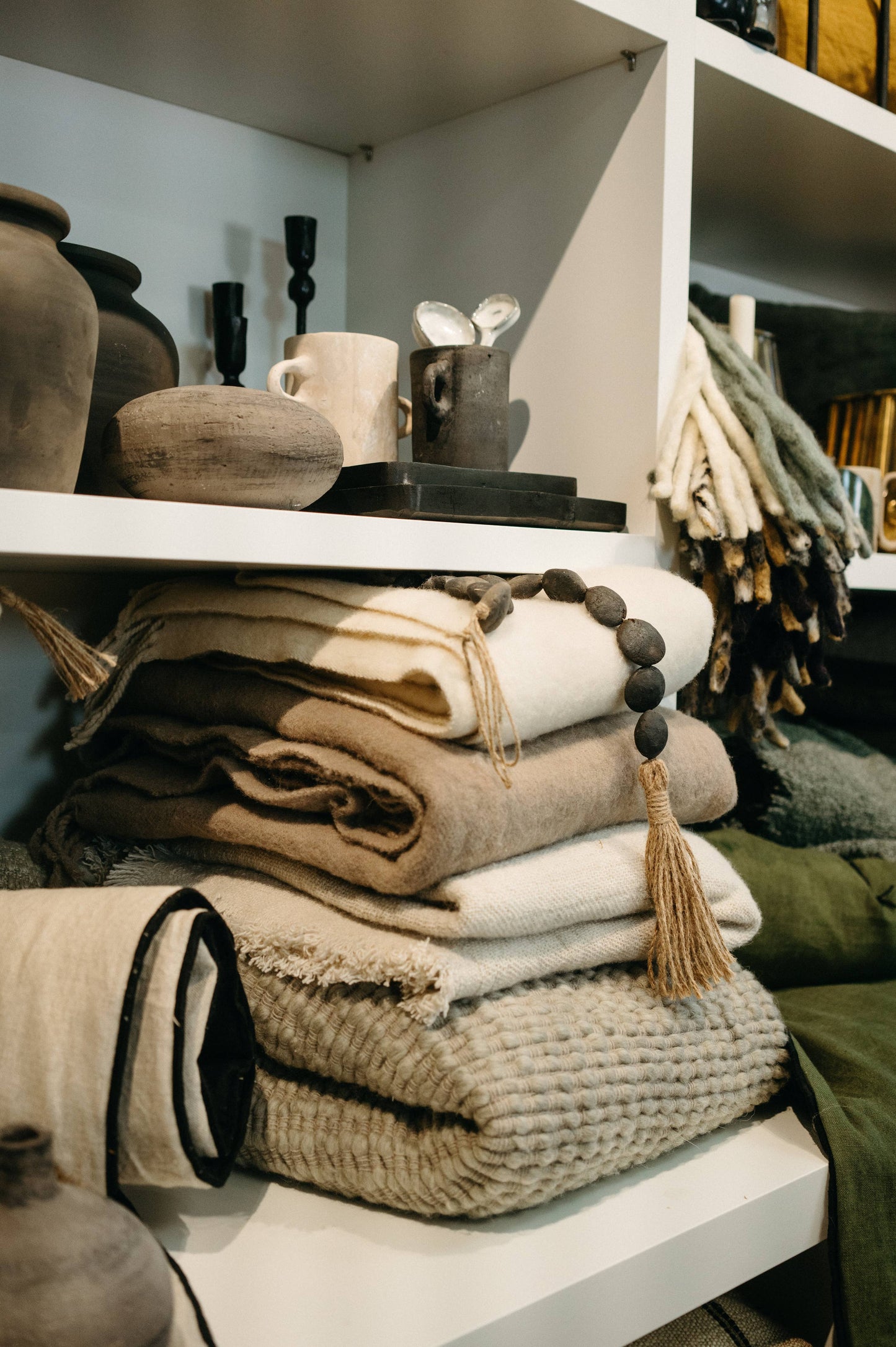 Alpes Merino Wool Throw, Cream